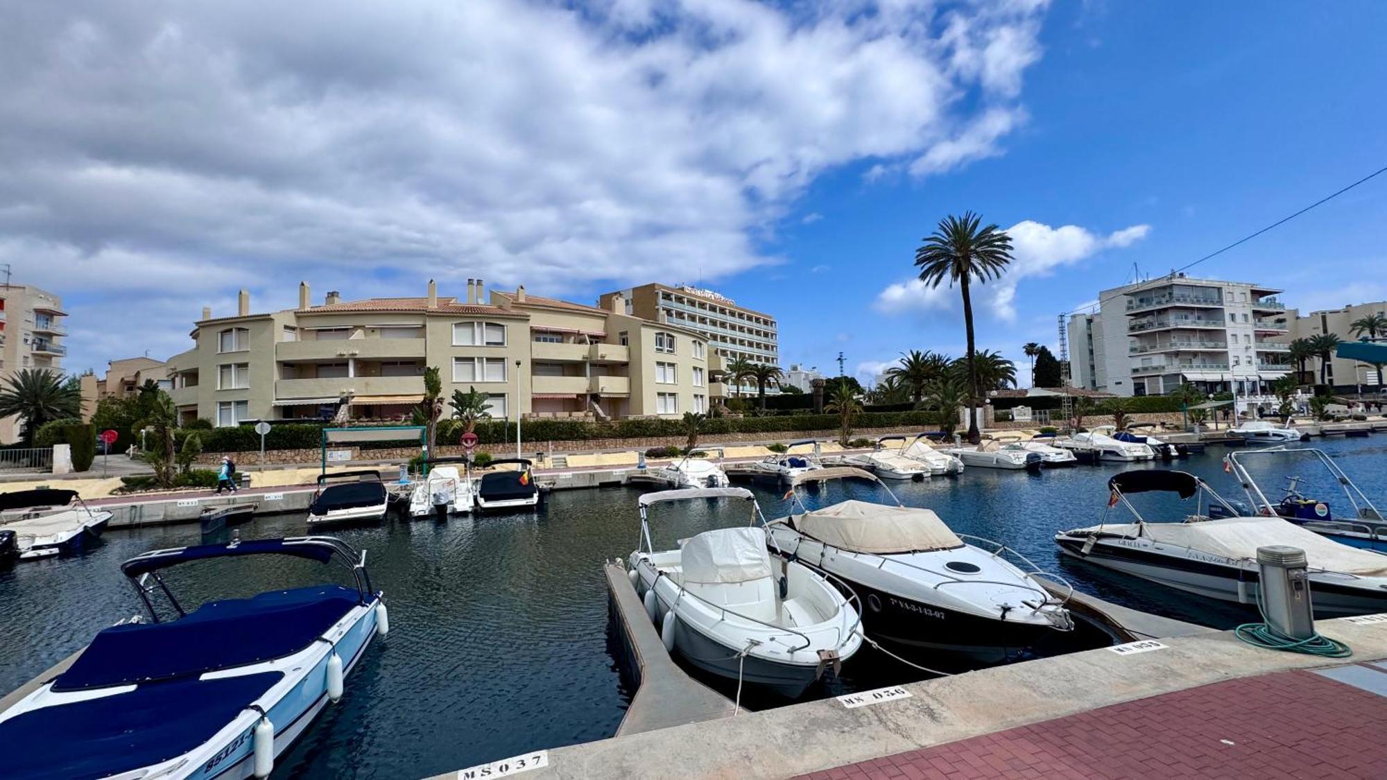 Apartamentos Bismar Vyb Jávea Екстериор снимка
